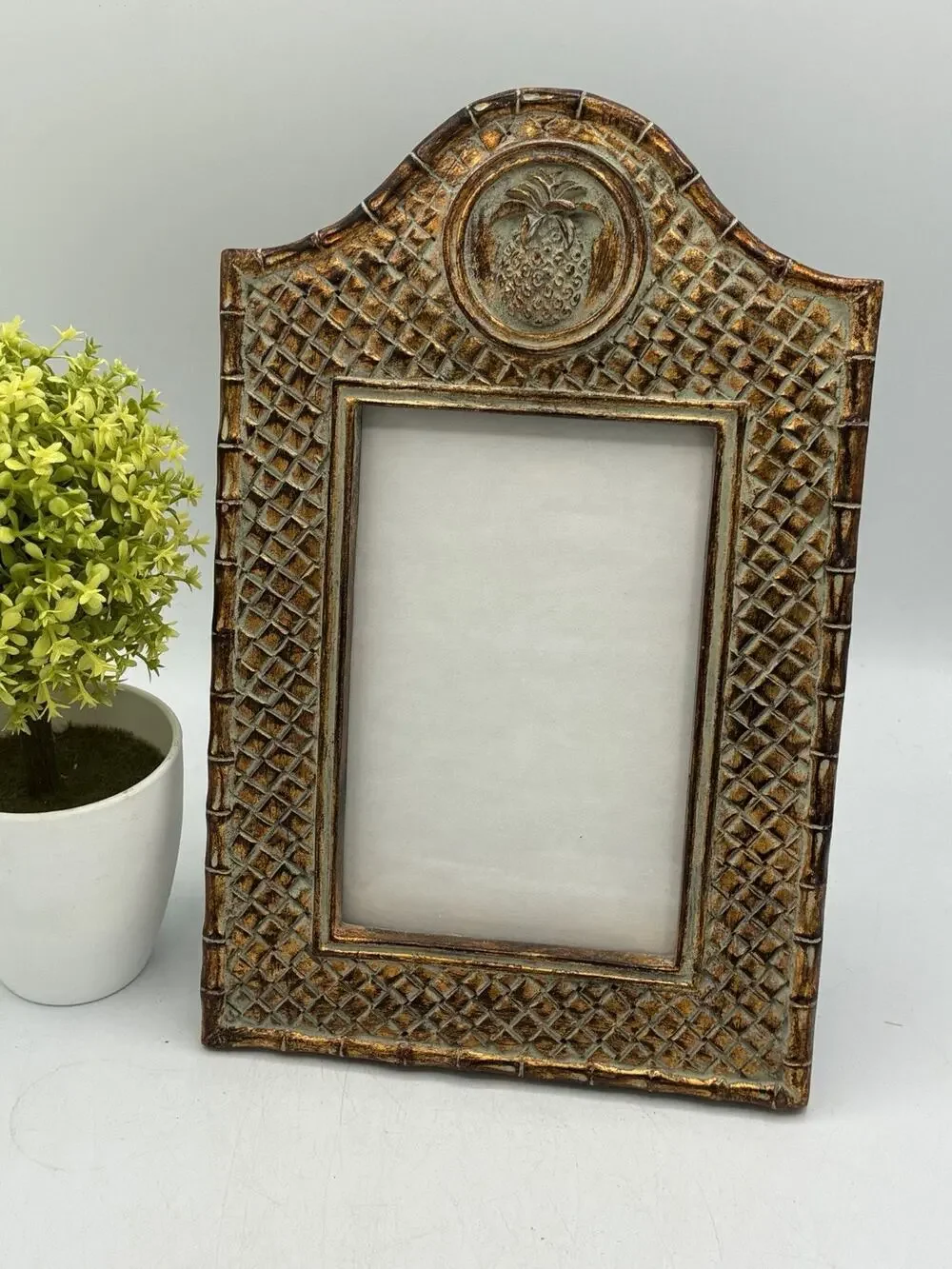 Hand Painted Pineapple Medallion Picture Frame, Arched Gold 4x6 Photo